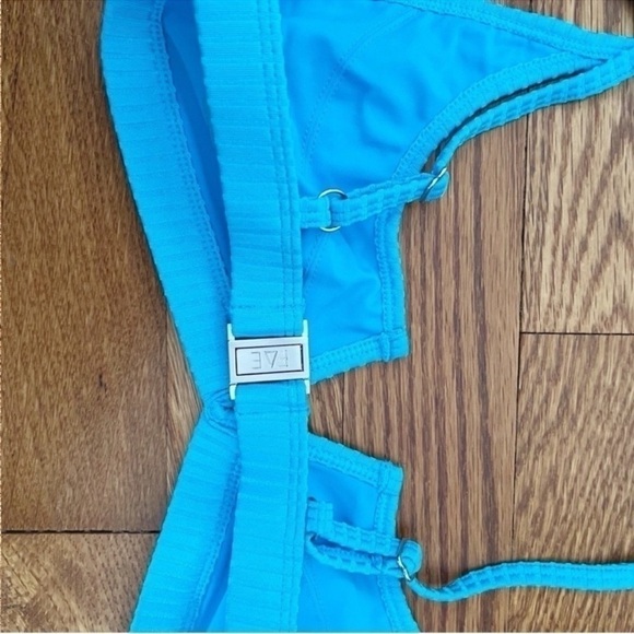 Fae House Gypsy Bikini Top in Quench Blue Ribbed Size XS NEW $90 Split V-neck - Picture 6 of 7